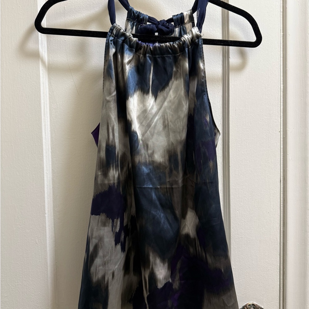Stylish Tahari Halter Top size Medium. Like New.